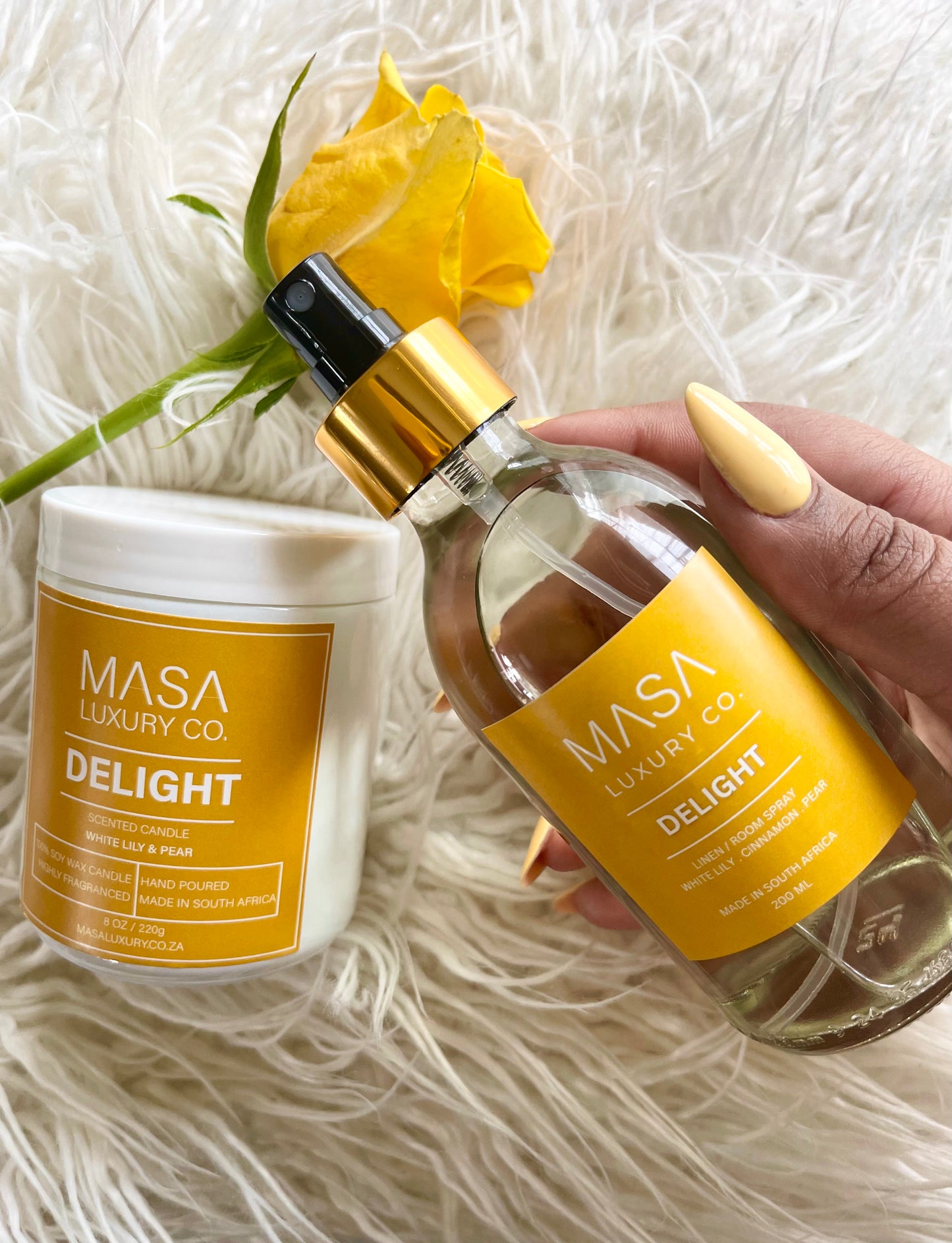 Delight-White Lily & Pear Room Spray