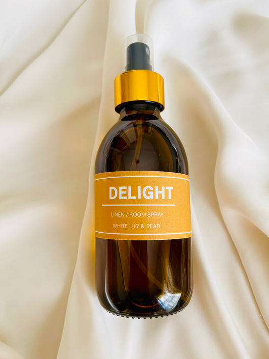 Delight-White Lily & Pear Room Spray